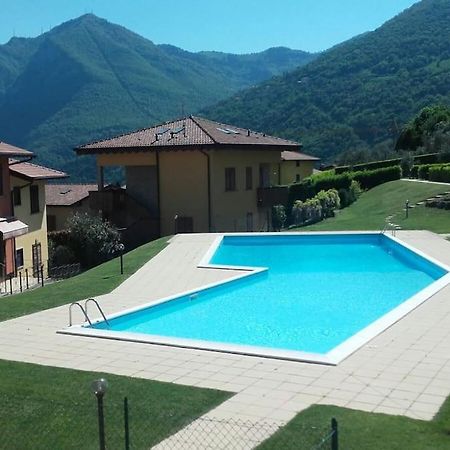 Villa Luxurious Attic-Swimming Pool Riva di Solto Exterior foto